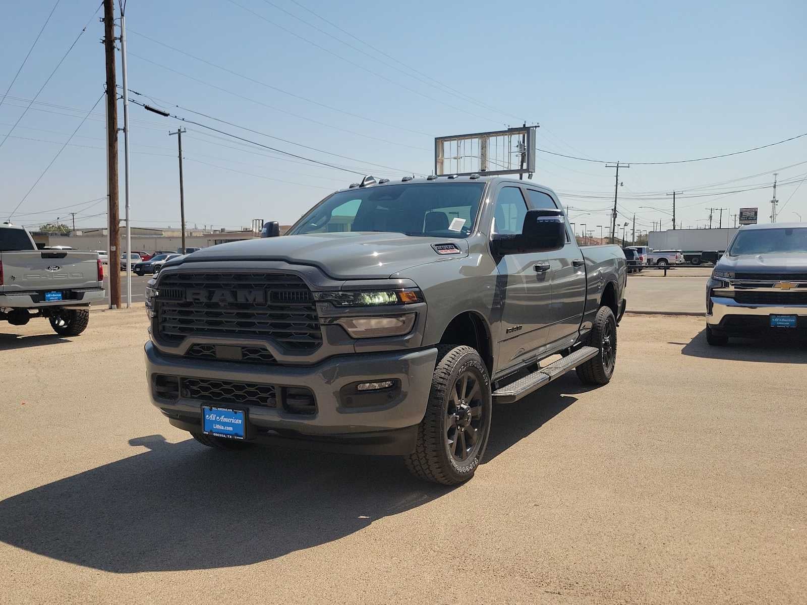 2026 RAM 2500 RAM 2500 LONE STAR CREW CAB 4X4 6'4' BOX in Ceramic Gray Clear-Coat Exterior Paint — front three-quarter view