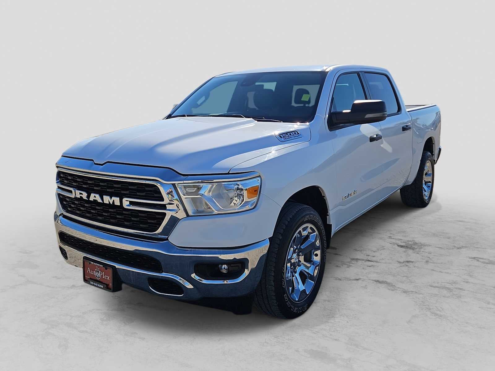 2024 RAM 1500 Lone Star Crew Cab 4x2 5'7' Box in Bright White Clearcoat — front three-quarter view