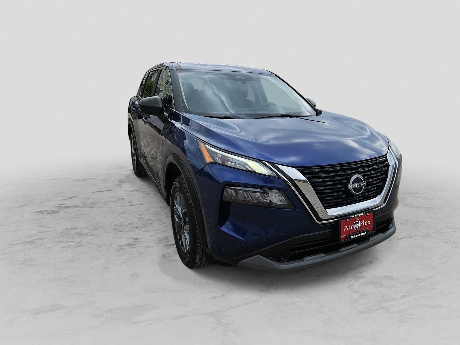 2023 Nissan Rogue — side profile view