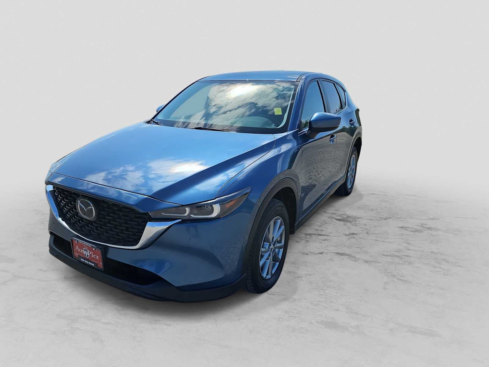 2023 Mazda Mazda CX-5 — interior view